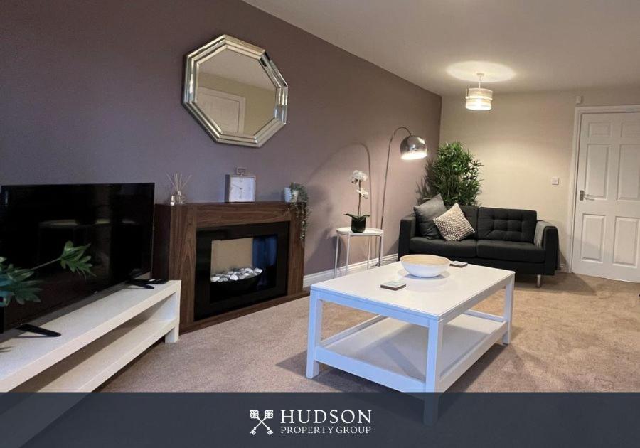 Vila Telford Townhouse With Parking And Garden Exteriér fotografie